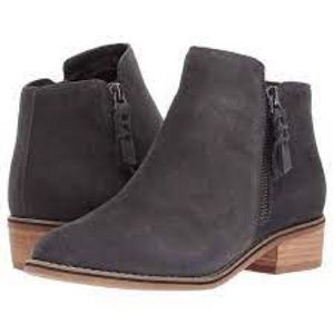 Blondo CARLYS Waterproof Grey Suede Booties, Size 7